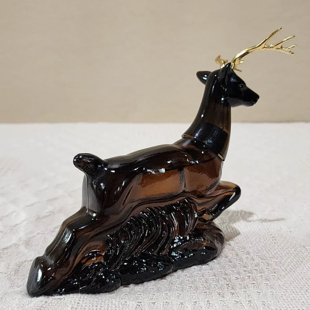 Vintage Avon TEN POINT BUCK DEER Brown Glass Bottle Wild Country Scent 7/8 Full